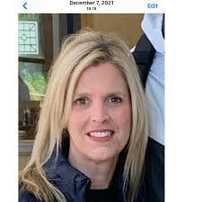 Ginger Simon's Instagram, Twitter & Facebook