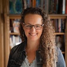 Karen Brough's Instagram, Twitter & Facebook