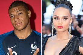 Welche dicke karre fährt kylian mbappé? Kylian Mbappe Freundin Football Quand Corchia Et Mbappe Etaient Reunis A Bondy