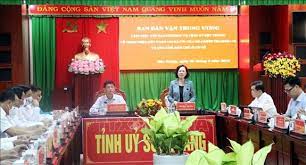 Bà tái đắc cử vào ban chấp hành trung ương; TrÆ°á»Ÿng Ban Dan Váº­n Trung Æ°Æ¡ng TrÆ°Æ¡ng Thá»‹ Mai Lam Viá»‡c Táº¡i Tá»‰nh Soc TrÄƒng