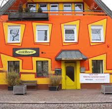 Flauschvorhang fliegenschutz vorhang türvorhang wohnwagen fadenvorhang chenille. Buntes Haus In Hayingen Darf Bunt Bleiben Welt