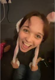 rosalie :) (@rosoupie)