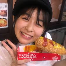 森七菜さんはinstagramを利用しています webサイト hustle press にインタビューが掲載されています 読み応えたっぷりの記事になってますので ぜひご覧ください hustlepress ハッスルプレス オフショット もりなな 森七菜 もりなな 森 可愛い 笑顔