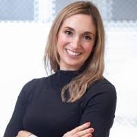 Melanie Moffatt's Instagram, Twitter & Facebook