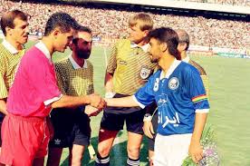 Dit artikel maakt gebruik western naam orde wanneer vermelden. World Class Hungarian Football Ref Sandor Puhl Dies At 65 Persianleague Com Iran Football League