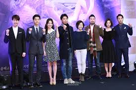 Descendants of the sun is a 2016 south korean drama series directed by lee eung bok. Should I Watch Descendants Of The Sun Gastonspeaks