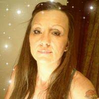 Regina Holmes's Instagram, Twitter & Facebook