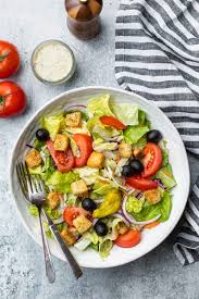 Does olive garden dressing have dairy. Olive Garden Salad Recipe Dairy Free Vegan Option Simply Whisked