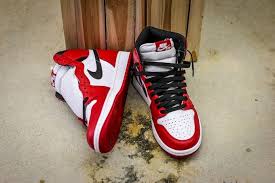 Air Jordan 1 Retro High Og Chicago 2015 Release Date Black Casual Shoes Air Jordans Jordan 1 Retro High