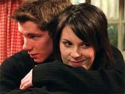 ▷ Emmerdale's Donna Windsor