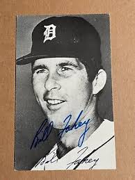 Bill Fahey Signed Detroit Tigers Postcard