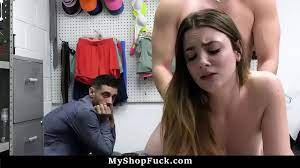 LP Officer Fucks Shoplifter He Caught from The Mall - XNXX.COM