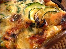 Clafoutis De Courgette A La Fourme D Ambert Recette Clafoutis Courgettes Recettes De Cuisine Recette