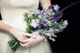 Follow both @teach.shop.love & @eco_flower. Eco Friendly Wedding Bouquet Ideas Stylish London Living
