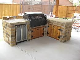 cool outdoor kitchen kits