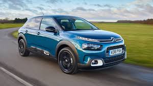 Hem de akıl almaz özellikleriyle! 2018 Citroen C4 Cactus Review Quirky Comfort