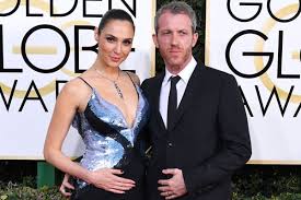 Gal gadot is a married woman. Businessman Yaron Versano Gal Gadot S Israeli Husband With Two Daughters
