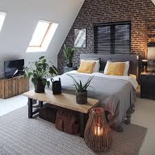 Modernes Schlafzimmer Unter Dem Dach Backstein Schlafzimmer Haus Deko Gunstige Wohndeko