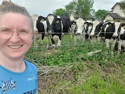 Hi I have a 10k place available for this Sunday Ongoing knee problems  annoyingly are hindering me at the moment Message me if interested I can  provide a photo of my number