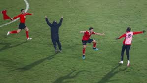 Jun 17, 2021 · orlando pirates captain thulani hlatshwayo has claimed the psl club must fight and join the caf champions league elite circle where he feels they belong. Zamalek 1 2 Al Ahly Late Strike Hands Red Devils Caf Champions League Trophy Ht Media