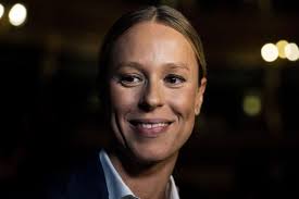 Tutti pazzi per i suoi capelli. Taglio Capelli Corti Inverno 2020 Biondi Come Federica Pellegrini