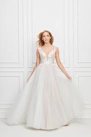 Stella S Bridal Dress Shop Winnipeg Wedding Dresses Winnipeg Winnipeg Wedding Dresses Grad Dresse Wtoo Wedding Dress Wedding Dresses Watters Wedding Dress