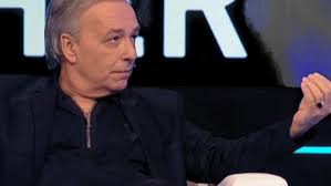 Παρουσιαστής στο νέο big brother, αναμένεται να είναι ο χάρης βαρθακούρης χωρίς να έχεις οριστικοποιηθεί κάτι. Andreas Mikroytsikos Sobaro Epeisodio Sto Big Brother An 8elete Mporw Na Apoxwrhsw Zappit