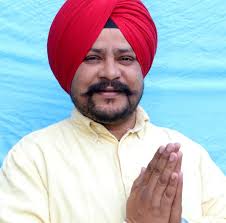 आज नई दिल्ली में भारतीय युवा कांग्रेस के नव नियुक्त अध्यक्ष श्री  @srinivasiyc जी से शिष्टाचार भेंट की