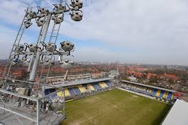 Cambuurstadion = het cambuur stadion is het stadion van de nederlandse betaaldvoetbalclub sc cambuur uit leeuwarden en was een van de grootste stadions in de eerste divisie. Red Het Cambuur Stadion Petities Com