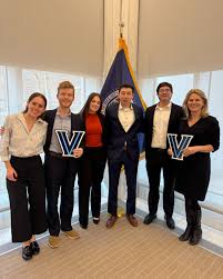 Congratulations to MSF students Ariel Wachsler, Drew Kempf, Aidan Wilson, Ben  Newlon, and Ramon Sala for placing 2nd in the regional finals of the  @CFAInstitute Research Challenge. This annual global equity research