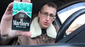 Öncelikle zevk ve kalite farkı vardır aralarında. Nickthesmoker Marlboro Bold Ice Youtube