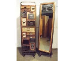 Ts ideen regal kommode schrank im container industrie design shabby. Industrial Look Loftstil Stile Wohnliebhaber De