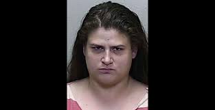 Daughter Went Shopping After Murdering Her Parents — Turns Out, Her Mother  Survived