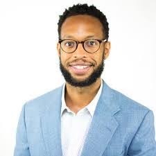 Desmond Dickerson's Instagram, Twitter & Facebook