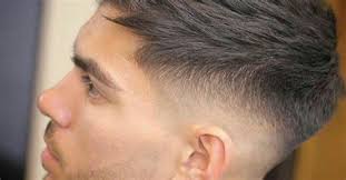 Este corte de pelo fresco para los hombres presenta un tono decreciente bajo con una franja ondulada corta. Magazine Spoiler Mid Fade Cortes De Pelo Hombre Degradado En Pico Mid Fade Con Raya The Best Drop Fade Hairstyles Los Cortes De Pelo De Los Jugadores De Futbol