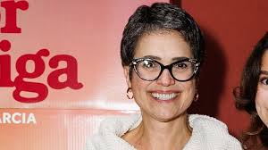 Sandra Annenberg faz rara aparição com a filha de 23 anos, que vive no exterior e segue carreira artística