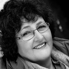 Will combining Le Pouf Cardi with fades work in knitting?