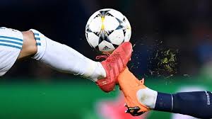 En effet, selon l'equipe et le times, la superligue européenne pourrait être annoncée dès ce soir. Football Leaks Une Super Ligue Europeenne Avec Uniquement Les Meilleurs Clubs A Partir De 2021