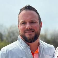 Allen Gooch's Instagram, Twitter & Facebook