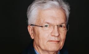 Robert Windle's Instagram, Twitter & Facebook