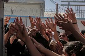 y0oanaa OnlyFans bedroom strip