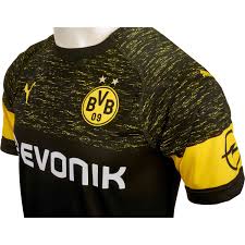 Borussia dortmund rarely uses its away kits because no other regular team in bundesliga wears yellow. 2018 19 Puma Borussia Dortmund Away Jersey Soccerpro