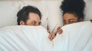 Maria hat die wäsche auf das bett gelegt. Mythos Penisring Langer Harter Besser Das Ist Dran Stern De