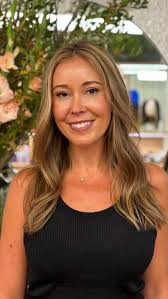 ✨ Meet the #MarkRyanSalon Team! ✨⁣ Cassandra Cuccia is a born-and-raised  #NYC colorist. Her expert color techniques create buttery, modern and  maintainable results