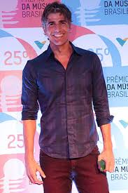 S em dúvida que dois dos elementos mais importantes da vida reynaldo gianecchini são os seus cães: Reynaldo Gianecchini Biography Age Height Wife Net Worth Family