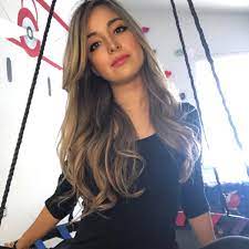 On august 25, 2011, members of los zetas set a casino on fire in monterrey, nuevo león, mexico, killing 52 people. Ale Valencia On Twitter Nuevo Look Me Gusto Mucho Si Asi Sin Acento En La O