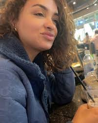 Ebony Marie's Instagram, Twitter & Facebook