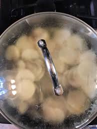 See full list on wikihow.com 10 Minutes How To Boil Potatoes Loaves And Dishes