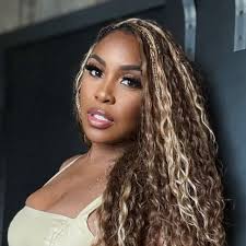 Lauren Speed-Hamilton (@need4lspeed) • Instagram photos and videos