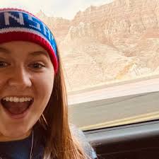 Annabelle Moore (@Belle_EMoore)